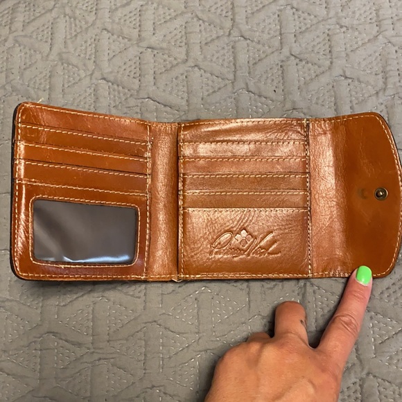 Patricia Nash Wallet - Picture 2 of 4